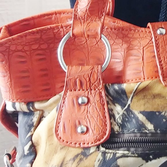 Yesir orange-brown-tan camouflage purse - Picture 13 of 14